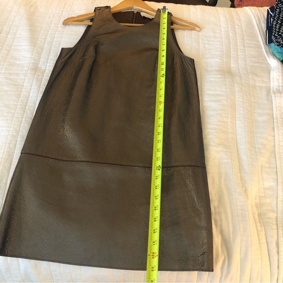 3.1 Phillip Lim Two-Tone Leather Shift Dress in Graphite. Size 2. - Picture 12 of 16